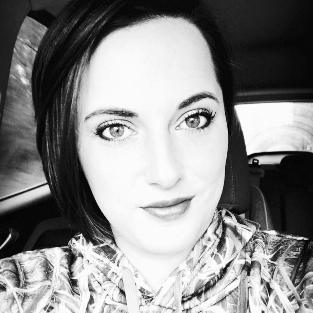 Meet your Posher, Molinda